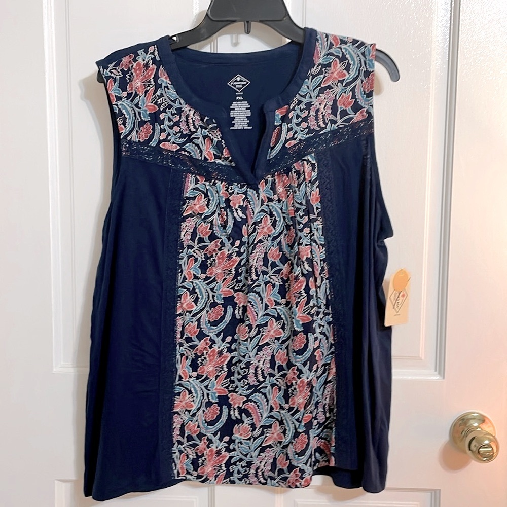 St John’s Bay sleeveless Top, Size PXL